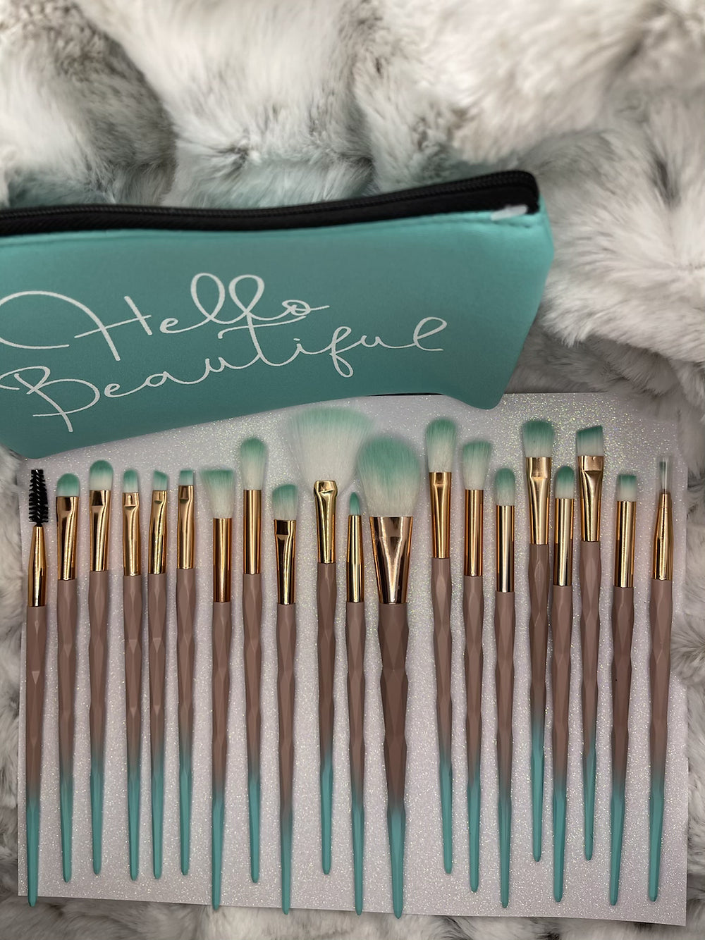 Hello Beautiful Make Up Brushes